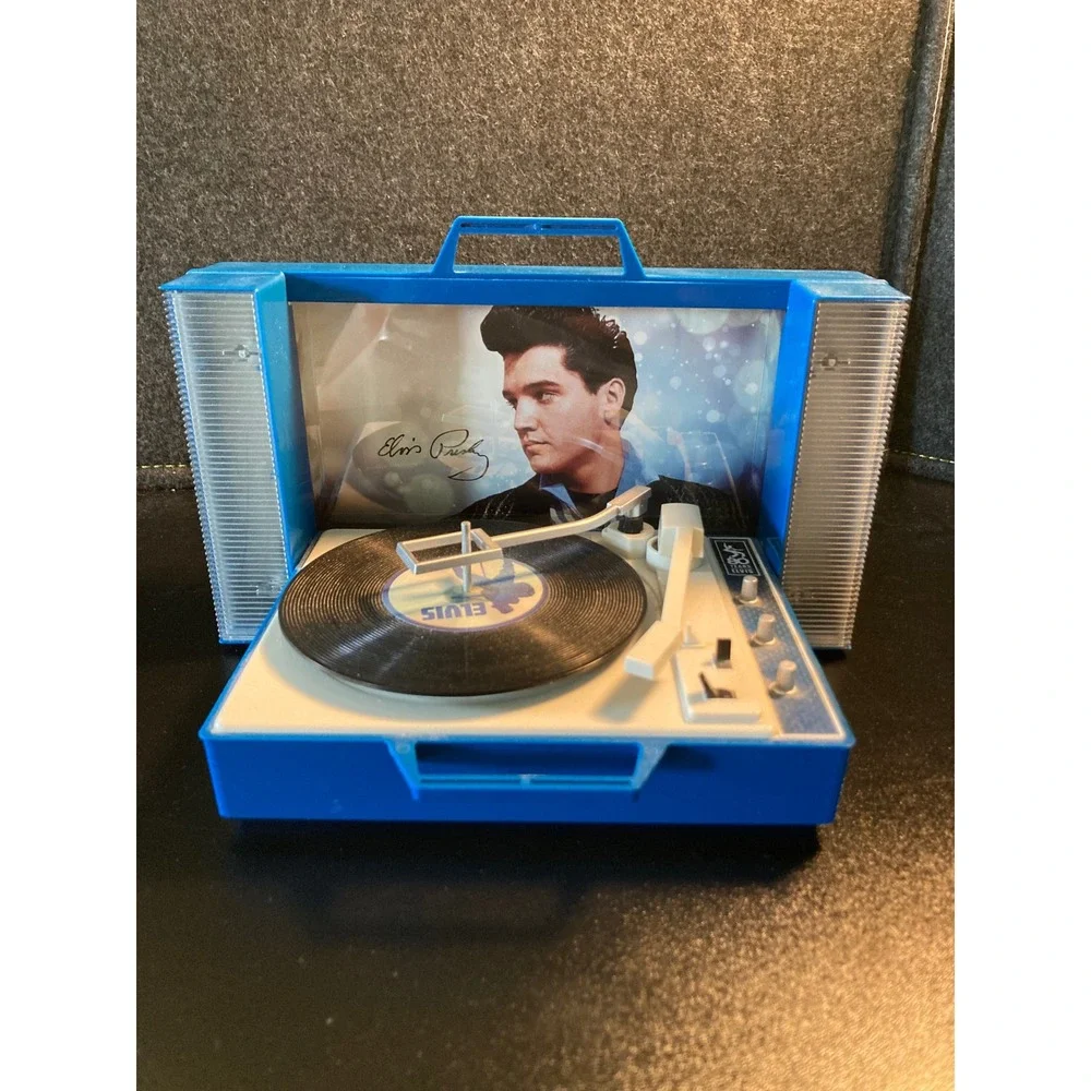 Elvis Presley 80 Years Light Up Record Player Diorama Blue Suitcase Decor 2016